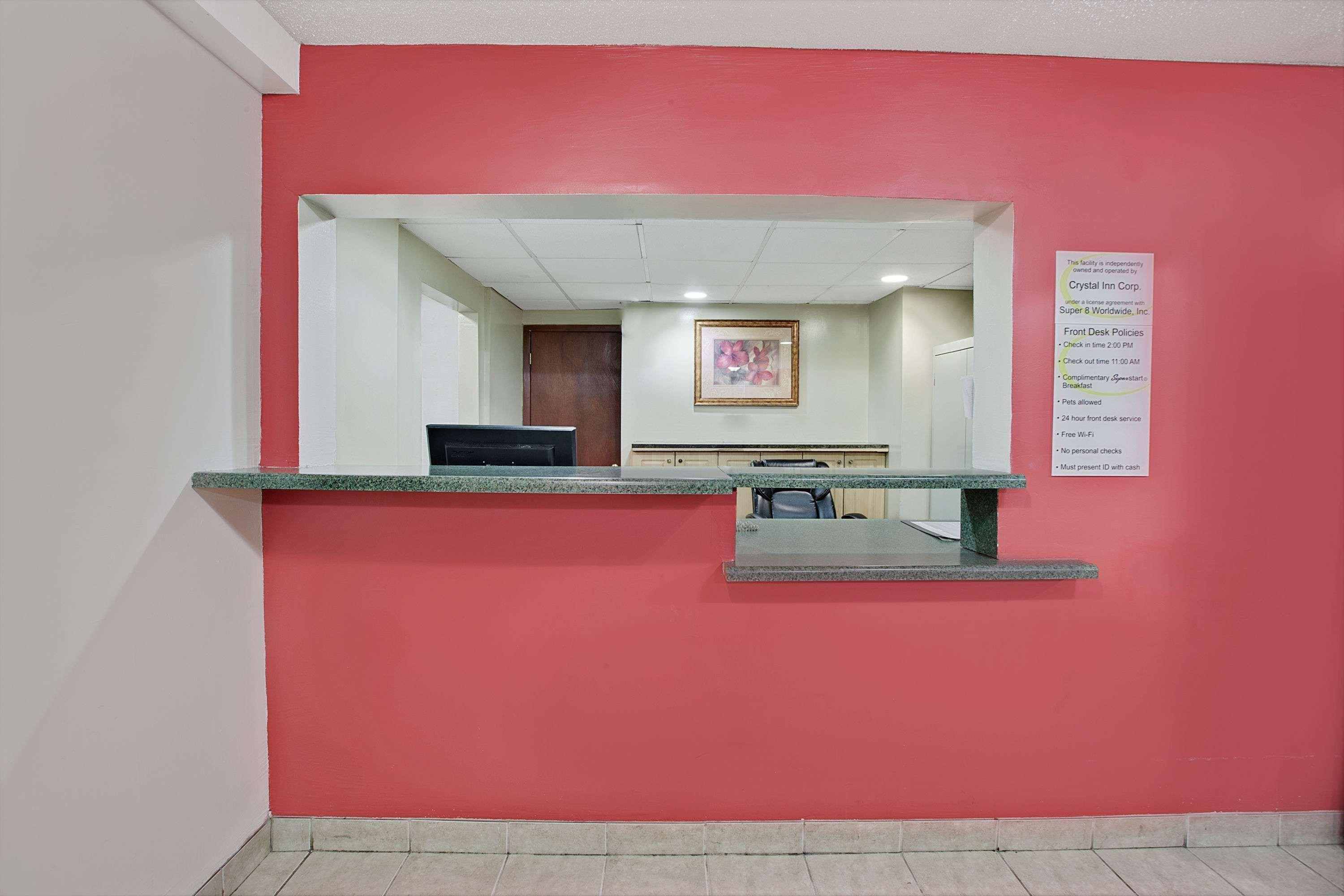 Super 8 By Wyndham Crystal Lake Esterno foto